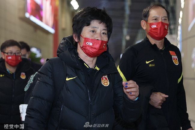 战报天皇杯：川崎前锋8:7柏太阳神，天皇杯夺冠，晋级亚洲精英赛在今天下午结束的一场日本天皇杯决赛中，川崎前锋经过点球鏖战，最终击败柏太阳神，继2020赛季之后再次夺得天皇杯冠军。